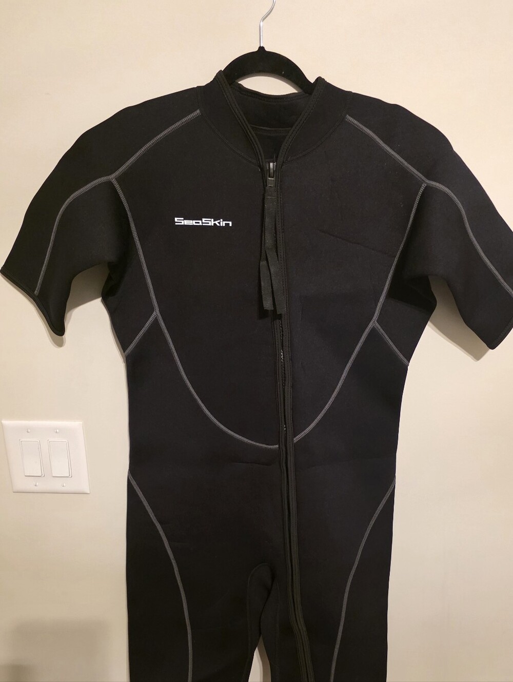 SeaSkin Mens XLarge 3mm Neoprene Shorty Front Zip Wetsuit - NEW - Surf/Ski/Dive